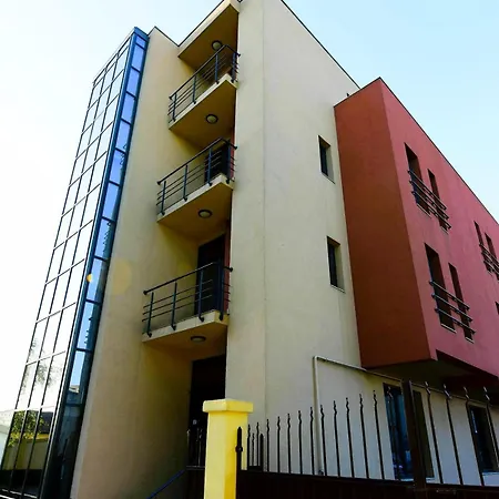 Imperial By Jr Hotel 4*