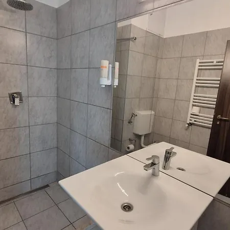 Hotel Imperial By Jr 4*